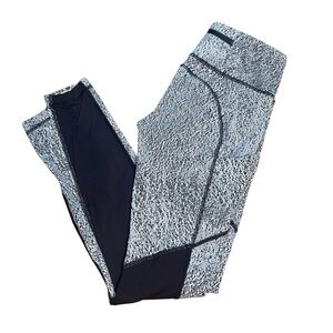 Lululemon Pace Rival Crop leggings in Power Luxtreme fabric Size 6